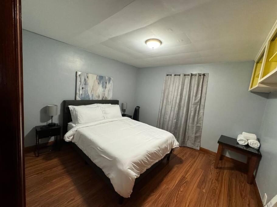 Comfy Getaway At Falls! Apartment Niagara Falls Bagian luar foto